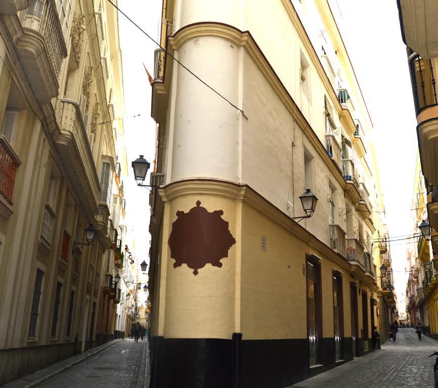 Cadiz Cinema Apartment ภายนอก รูปภาพ