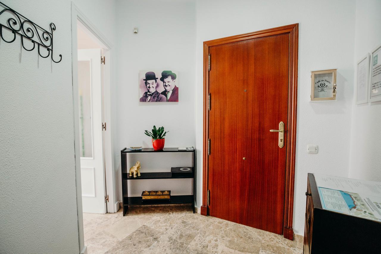Cadiz Cinema Apartment ภายนอก รูปภาพ