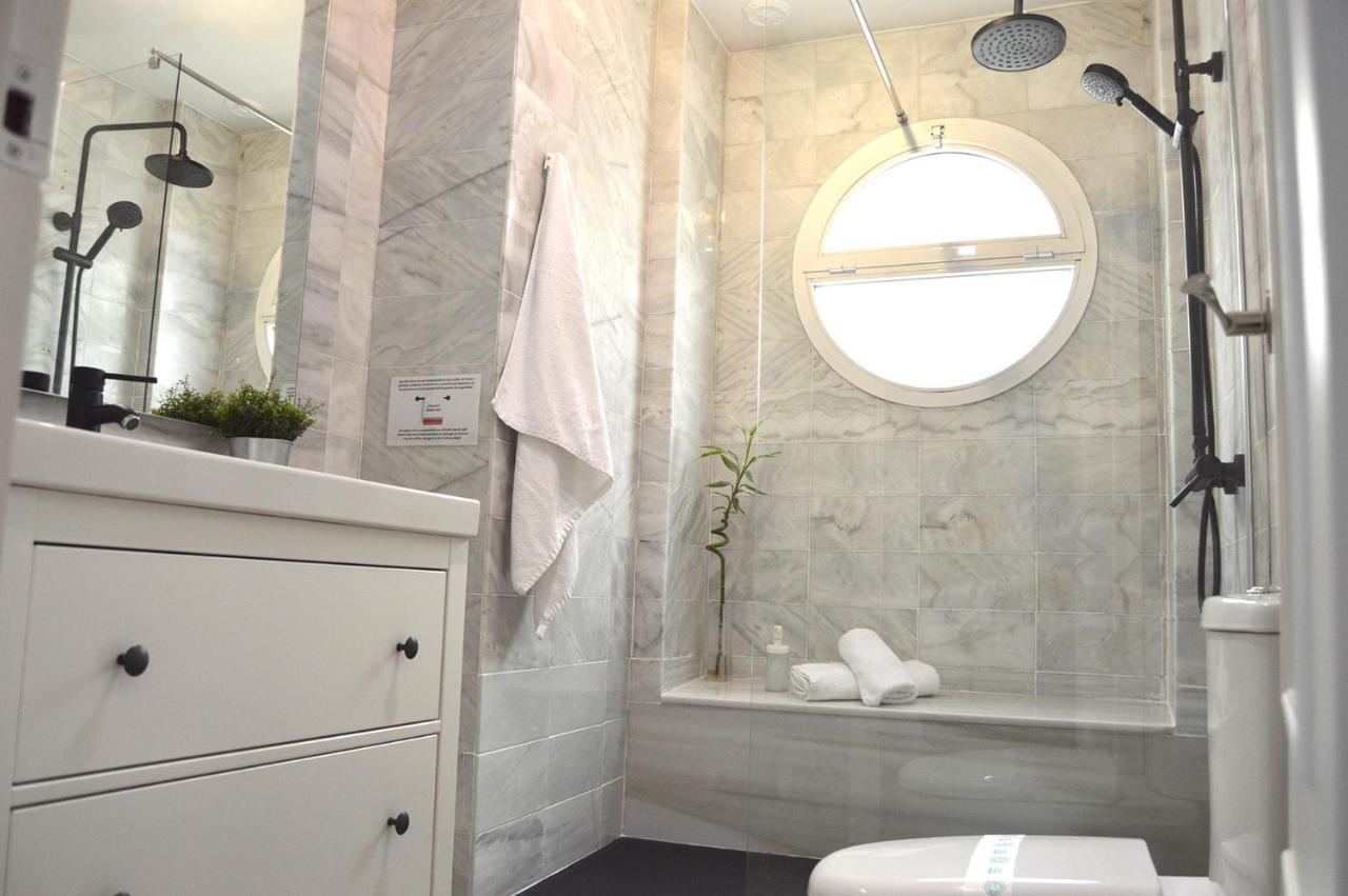 Cadiz Cinema Apartment ภายนอก รูปภาพ