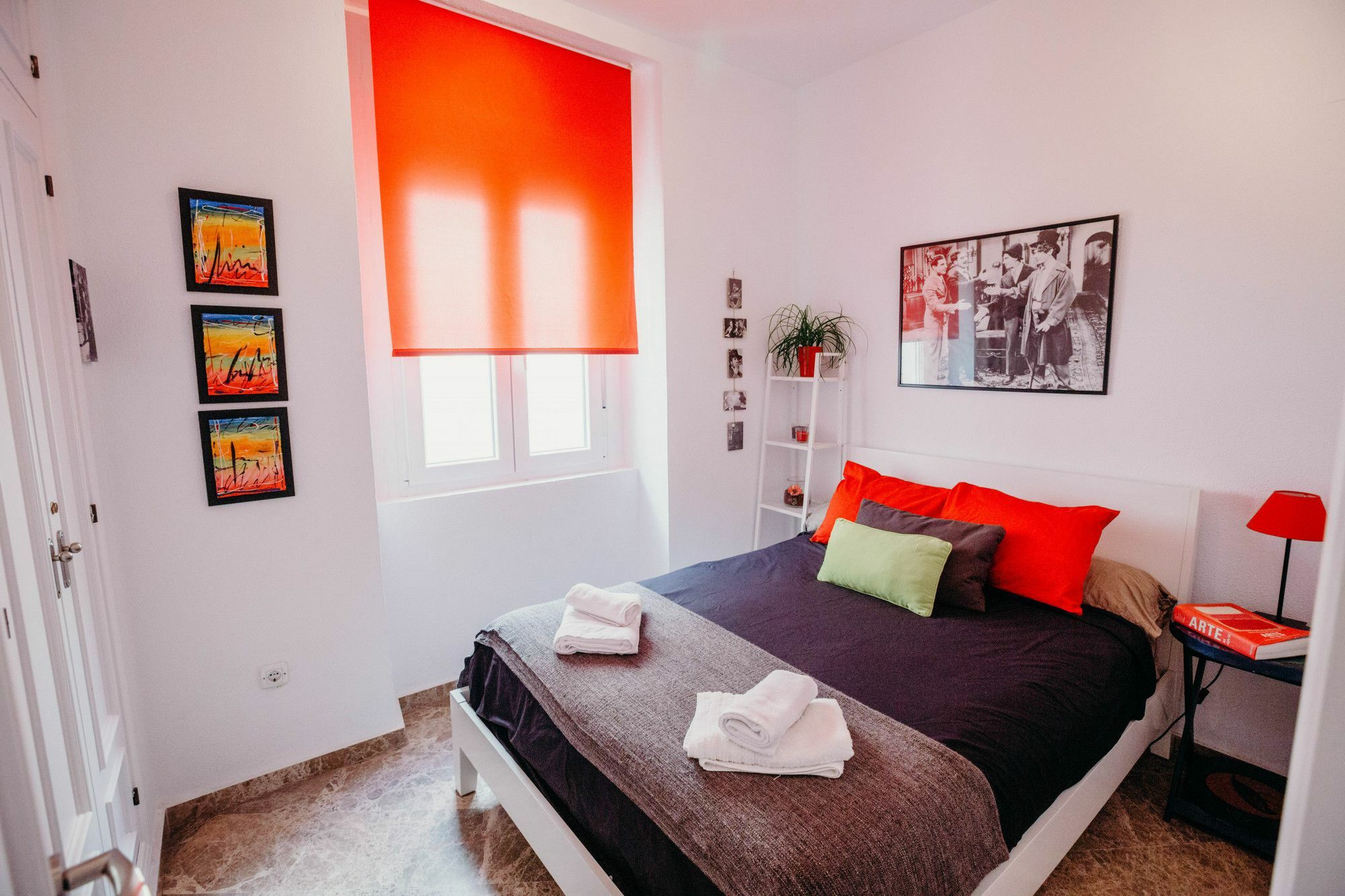 Cadiz Cinema Apartment ภายนอก รูปภาพ